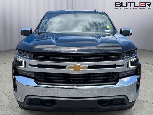 Used 2021 Chevrolet Silverado 1500 LT AWD/4WD image 9