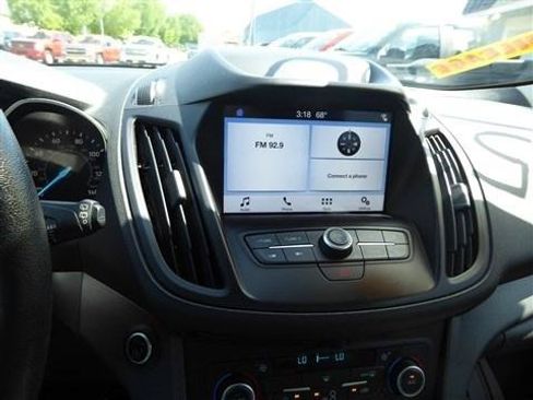 Used 2019 Ford Escape SEL FWD image 16