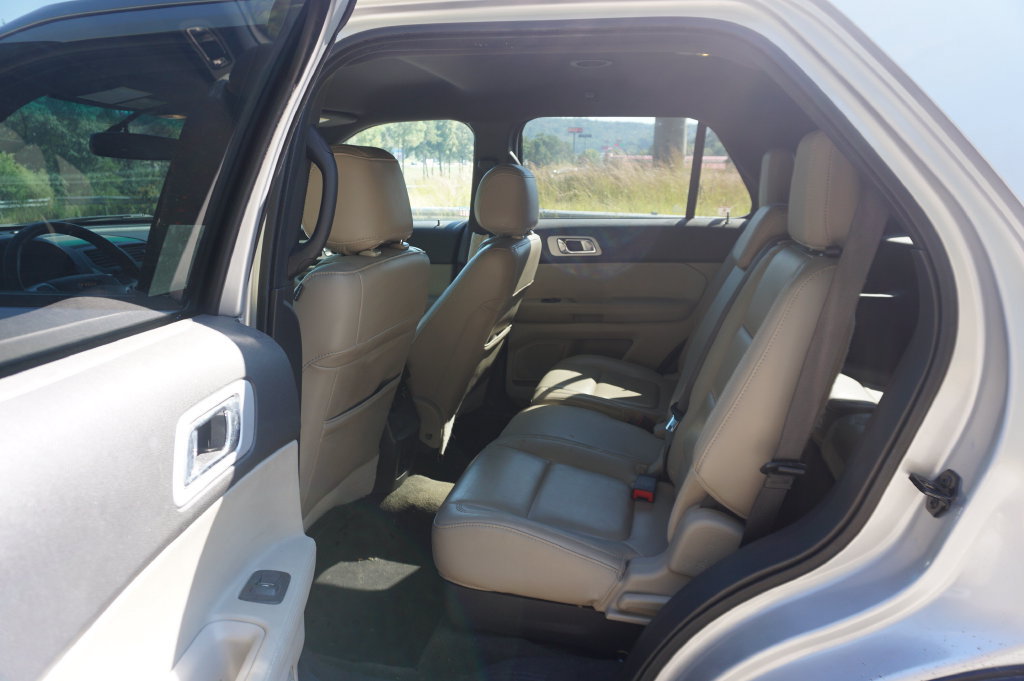Used 2013 Ford Explorer XLT FWD image 14