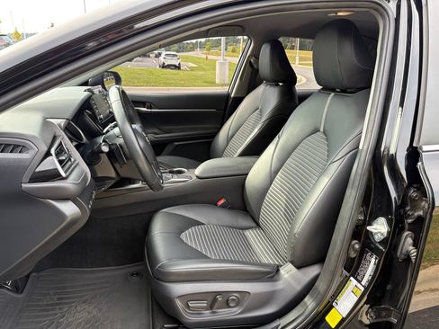 Used 2023 Toyota Camry SE FWD image 24