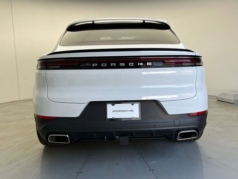 Used 2026 Porsche Cayenne Coupe AWD/4WD image 21