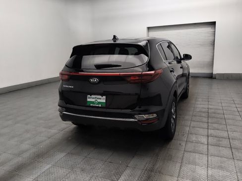 Used 2020 Kia Sportage LX AWD/4WD image 9