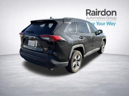 Used 2025 Toyota RAV4 XLE AWD/4WD image 7