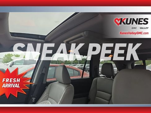 Used 2017 Honda Pilot Elite image 3