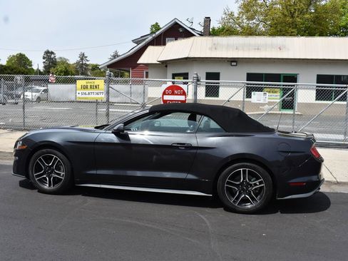 Used 2023 Ford Mustang Premium RWD image 8