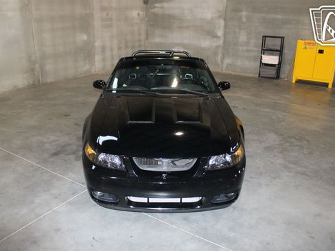 Used 2003 Ford Mustang Cobra image 17