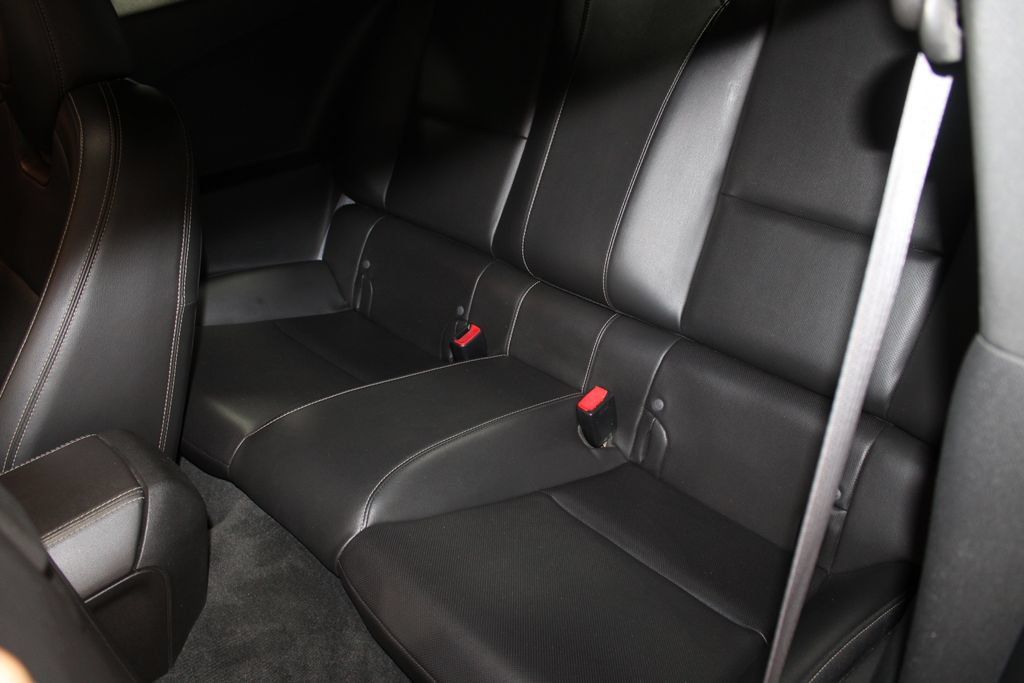 Used 2015 Chevrolet Camaro SS RWD image 19