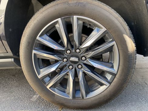 Used 2022 Cadillac Escalade Sport Platinum w/ Heavy-Duty Trailer Package AWD/4WD image 5