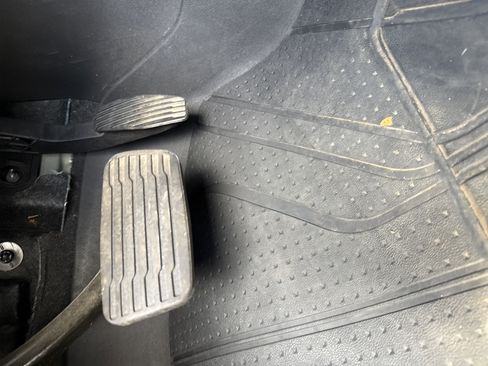 Used 2020 Chevrolet Silverado 1500 Custom Trail Boss w/ Custom Convenience Package image 17