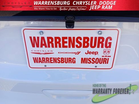 New 2026 Chrysler Pacifica Select image 36