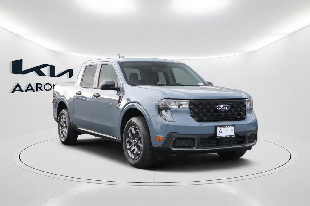 Used 2026 Ford Maverick XLT FWD image 3