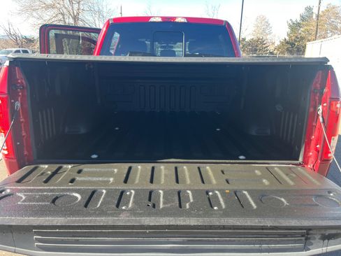 Used 2017 Ford F150 XLT w/ Equipment Group 302A Luxury image 19