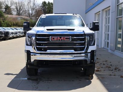 New 2025 GMC Sierra 2500 SLE w/ SLE Value Package;