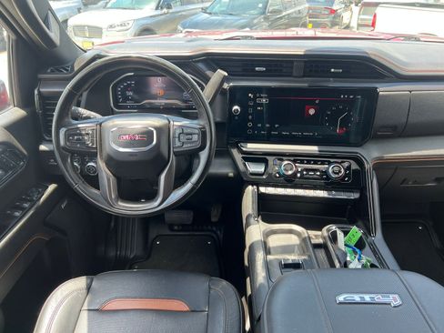 Used 2024 GMC Sierra 2500 AT4 w/ AT4 Premium Plus Package AWD/4WD image 19
