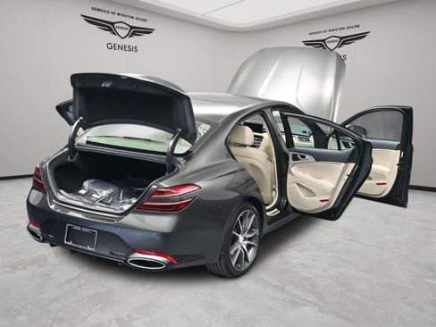 New 2026 Genesis G70 2.5T Prestige image 25