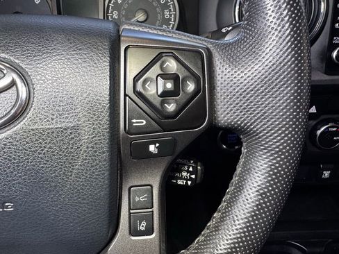Used 2023 Toyota Tacoma TRD Off-Road image 27
