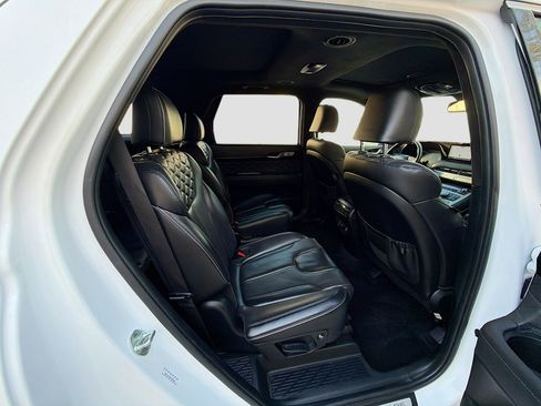 Used 2022 Hyundai Palisade Calligraphy image 29