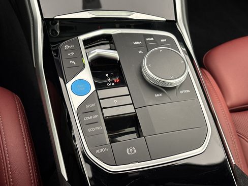 Used 2024 BMW i4 eDrive35 w/ Convenience Package RWD image 17