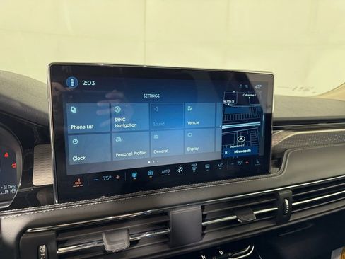 New 2025 Lincoln Corsair Grand Touring w/ Equipment Group 302A AWD/4WD image 34