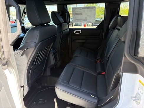 New 2026 Ford Bronco Big Bend w/ Black Diamond Package AWD/4WD image 7