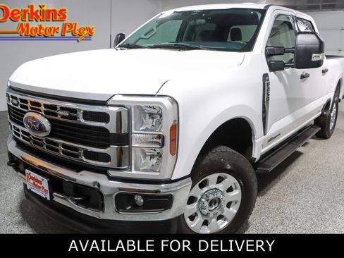 Used 2024 Ford F250 XLT w/ FX4 Off-Road Package AWD/4WD image 1