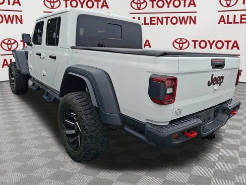 Used 2022 Jeep Gladiator Rubicon w/ LED Lighting Group AWD/4WD image 4