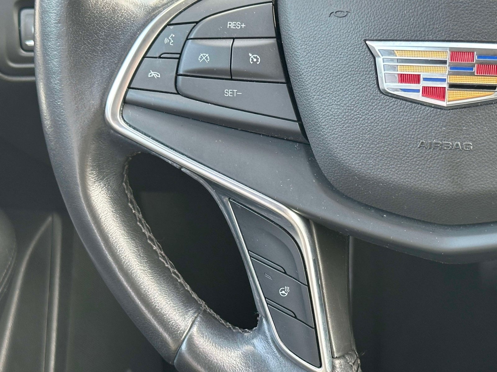 Used 2018 Cadillac XT5 Luxury AWD/4WD image 23