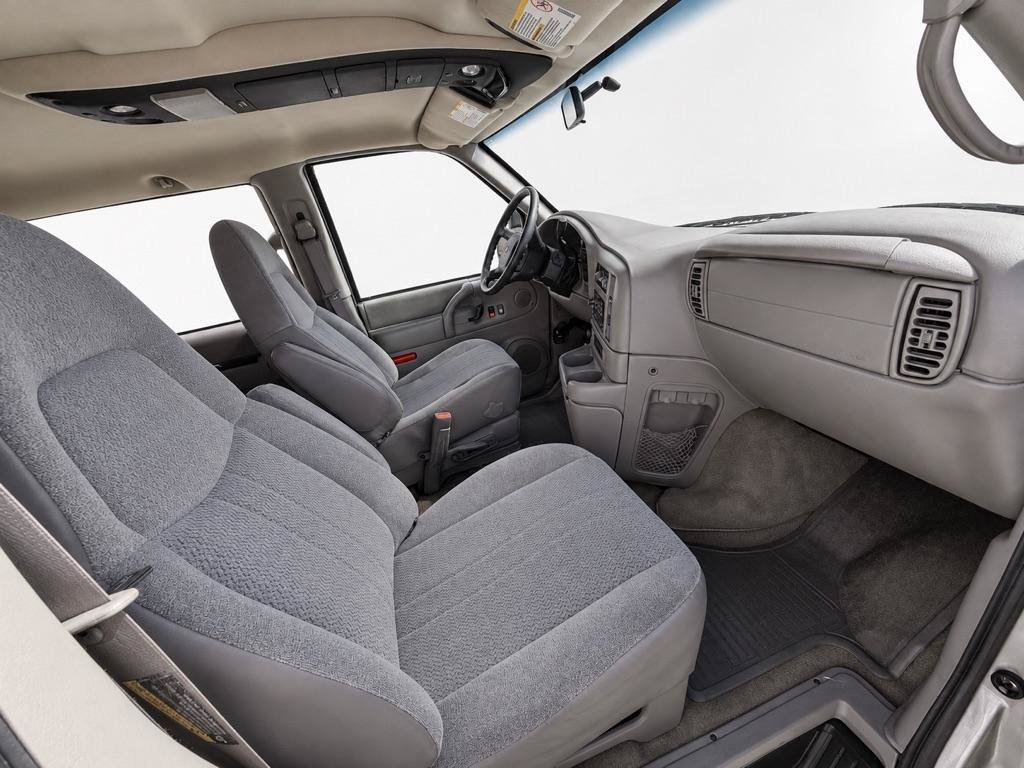Used 2004 Chevrolet Astro w/ LS Preferred Equipment Group RWD image 15