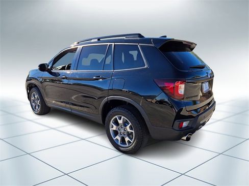 Certified 2023 Honda Passport TrailSport image 7