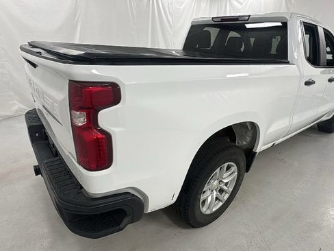 Used 2021 Chevrolet Silverado 1500 W/T w/ WT Value Package AWD/4WD image 3