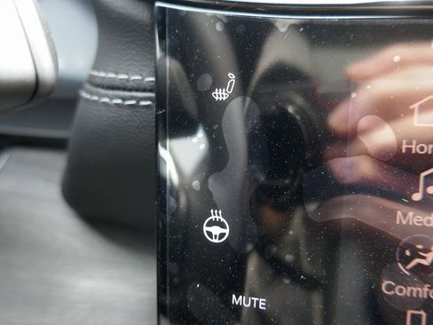 New 2026 Jeep Grand Cherokee Limited w/ Limited Altitude Package image 19