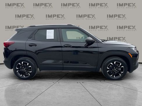 Used 2023 Chevrolet TrailBlazer LT w/ Convenience Package image 6