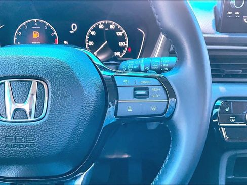 Used 2025 Honda Pilot EX-L image 24