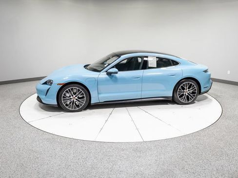 Used 2020 Porsche Taycan 4S AWD/4WD image 35