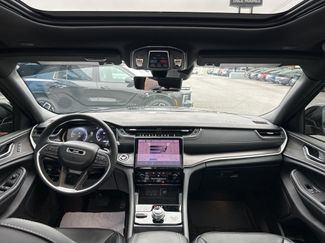 Used 2025 Jeep Grand Cherokee Limited w/ Luxury Tech Group II video 2