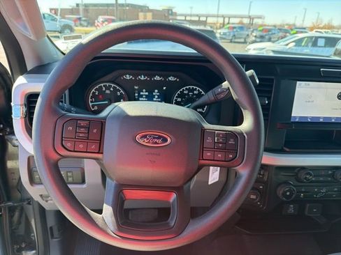 Used 2025 Ford F250 XLT image 24