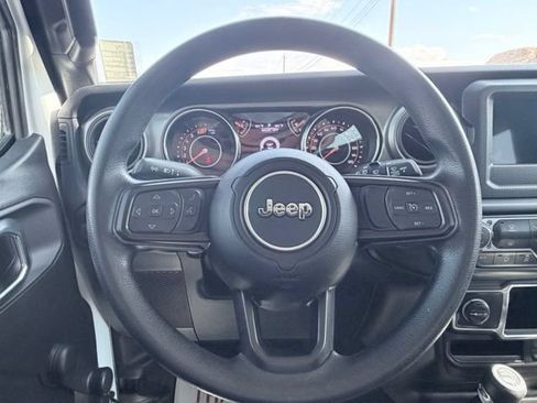 Used 2023 Jeep Wrangler Sport AWD/4WD image 9