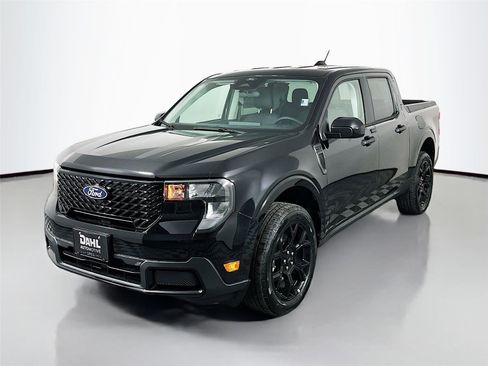 New 2026 Ford Maverick XLT w/ XLT Luxury Package image 3
