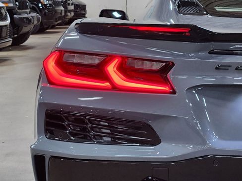 Used 2025 Chevrolet Corvette Z06 image 20
