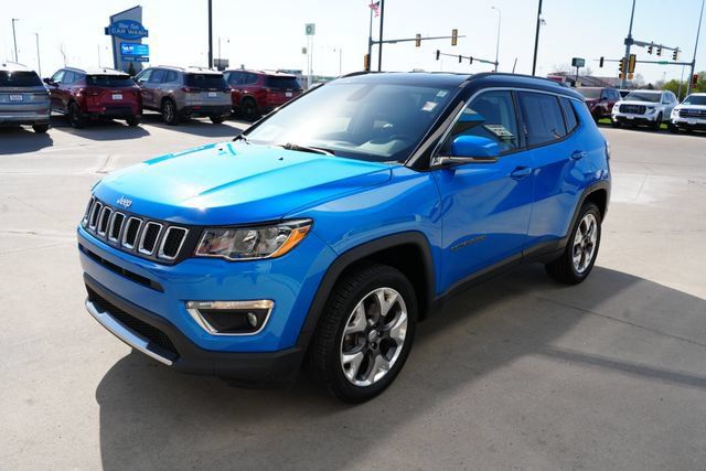 Used 2019 Jeep Compass Limited AWD/4WD image 28