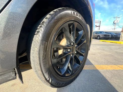 Used 2020 Ford Fusion SE FWD image 35