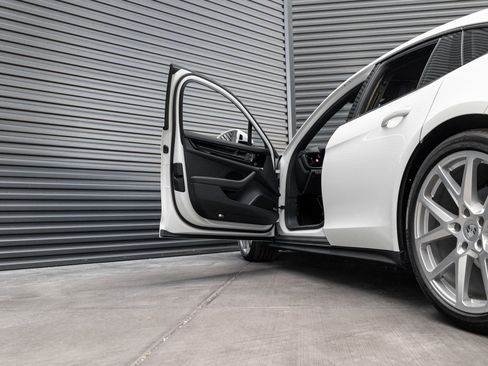 New 2025 Porsche Panamera image 13