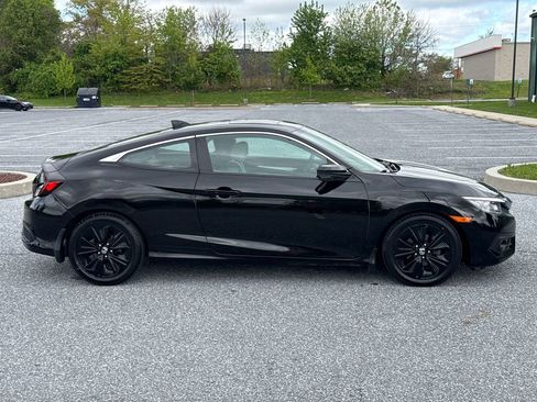 Used 2017 Honda Civic EX-T image 8