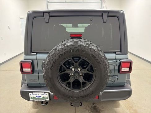 Used 2024 Jeep Wrangler Unlimited Sport AWD/4WD image 5