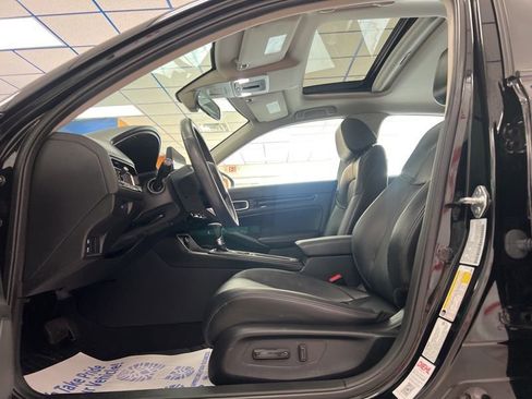 Used 2024 Honda Civic EX-L image 18