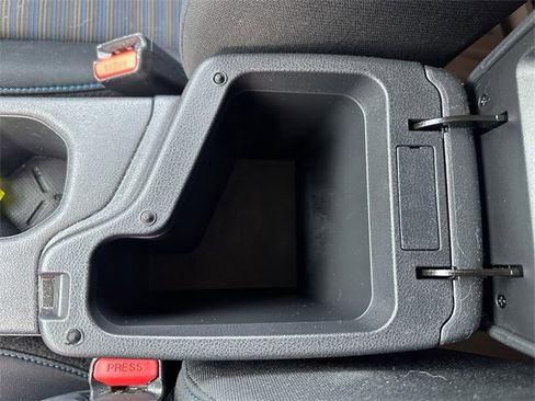 Used 2022 Nissan Leaf SV w/ SV Technology Package image 29