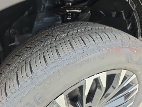 New 2026 Nissan Rogue Dark Armor AWD/4WD image 12