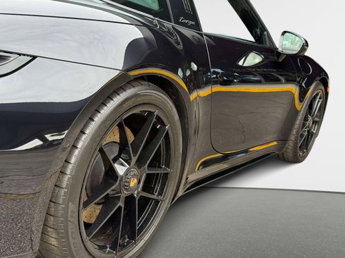 Used 2026 Porsche 911 Targa 4 GTS image 17