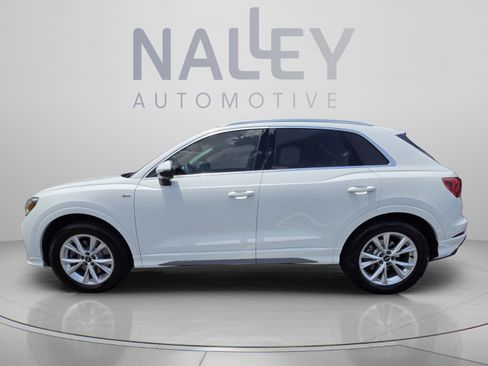 Used 2024 Audi Q3 2.0T Premium w/ Convenience Package AWD/4WD image 2