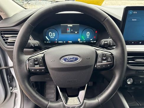 Used 2025 Ford Escape Platinum image 22